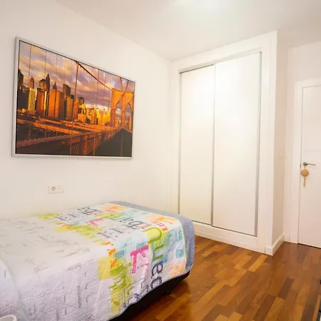 Increible Piso Centrico Con Parking Y Piscina, Ideal Familias! Granada