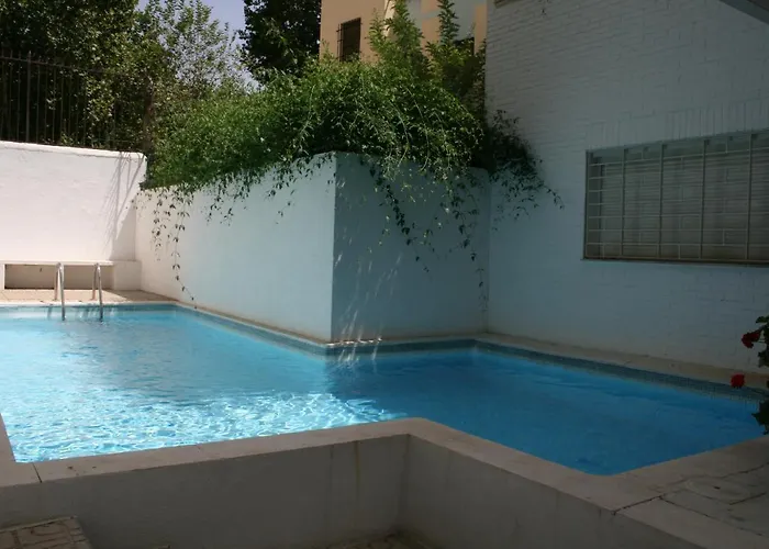 Mike's Apartment. Parking Y Piscina 公寓 *